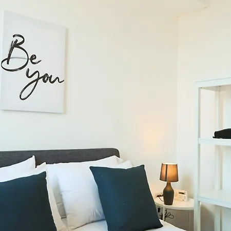 Lovely Salisbury 1 Bedroom Flat Apartamento *